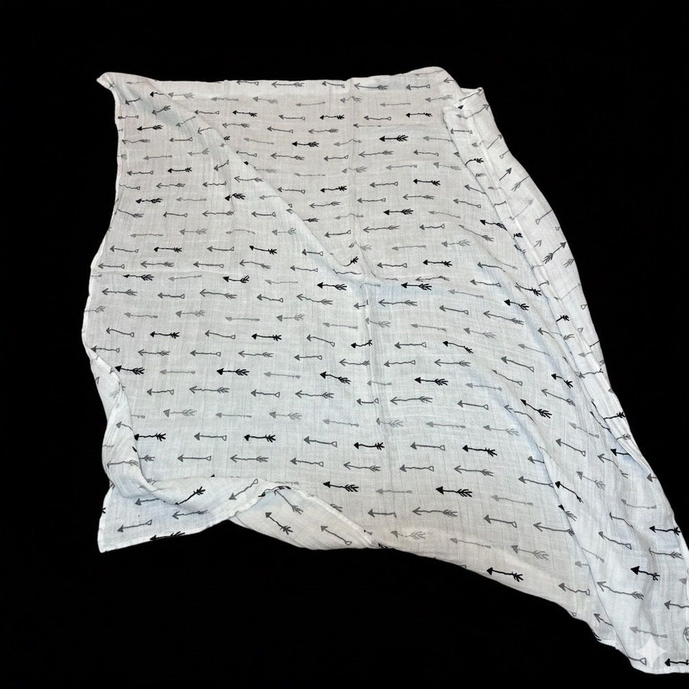 Little Unicorn Cotton Muslin Swaddle Blanket 46x48 Large Arrow Print Boho White